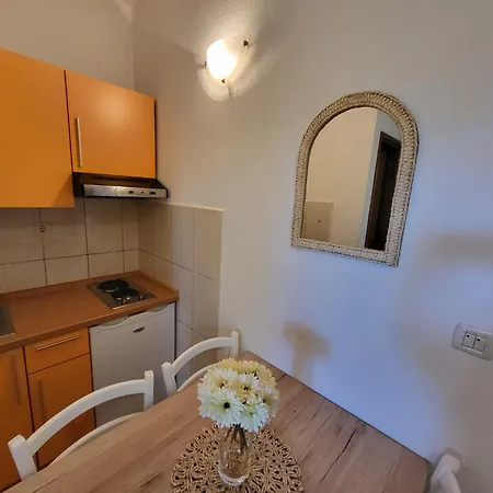 Meri A - Donji Apartman